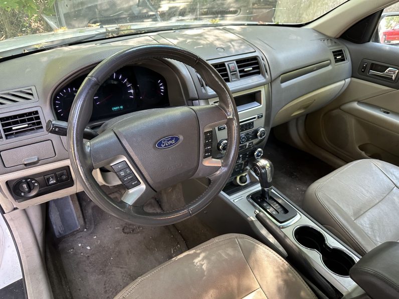 
								2012 Ford Fusion full									