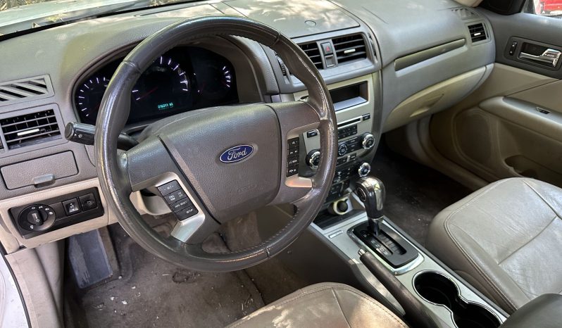 
								2012 Ford Fusion full									