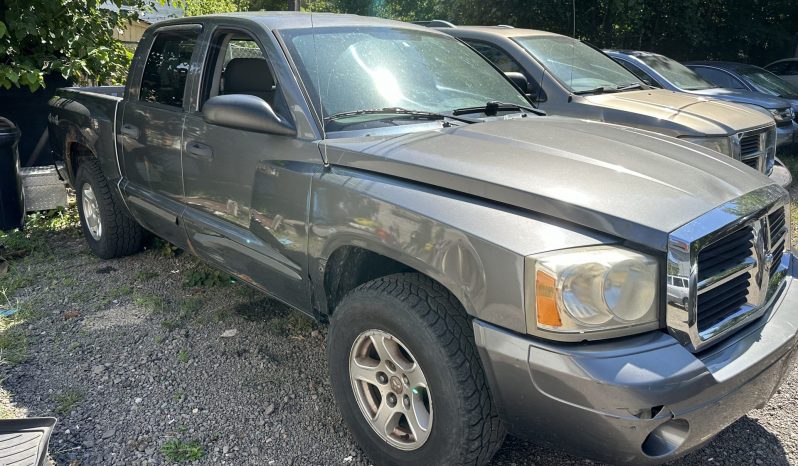 
								2006 Dodge Dakota full									